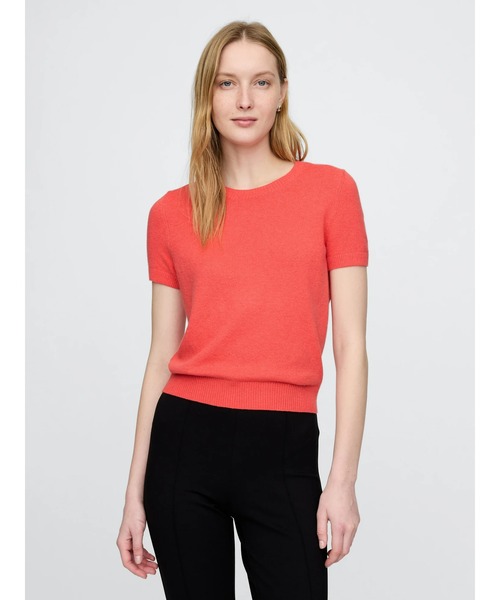 GAP(ギャップ)の「CashSoft カシミヤタッチ 半袖 ミニTシャツ(ニット/セーター・レディース・コーラル/ブルー/アイボリー/ブラック/イエロー・XXS/XL/L/M/S/XS)」の5枚目の写真