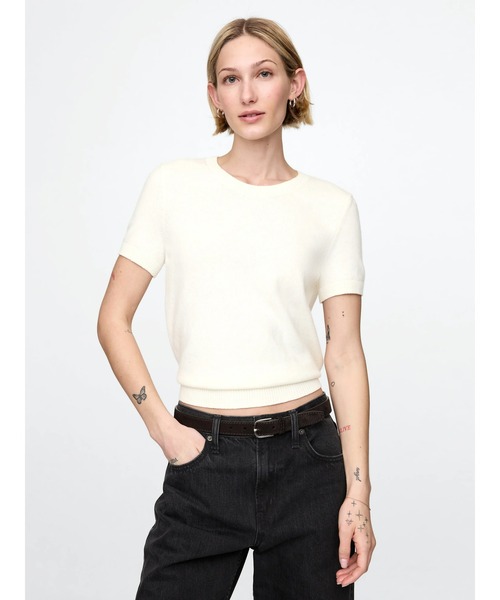 GAP(ギャップ)の「CashSoft カシミヤタッチ 半袖 ミニTシャツ(ニット/セーター・レディース・コーラル/ブルー/アイボリー/ブラック/イエロー・XXS/XL/L/M/S/XS)」の1枚目の写真