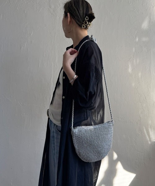 LBC（エルビーシー）の「ラメこま編みミニショルダーバッグ（ショルダーバッグ・レディース・Silver/ブラック/GOLD・FREE）」の4枚目の写真