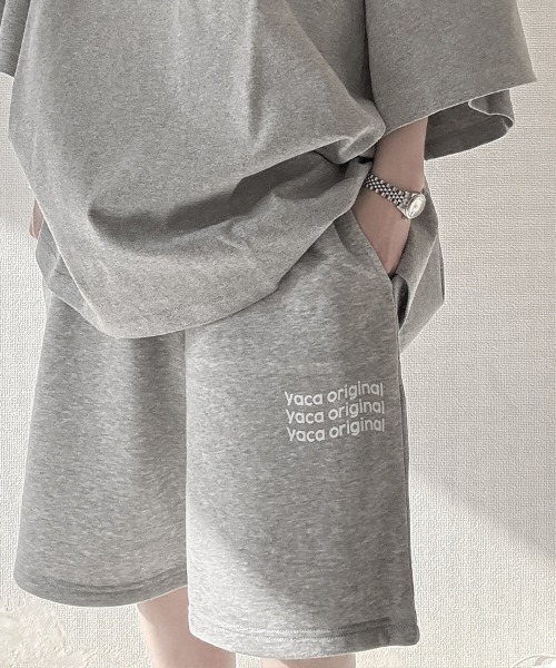 YACA(ヤーカ)の「Logo Print Sweat Half PT/ロゴプリントスウェットハーフパンツ【unisex item】(スウェットパンツ・レディース・アッシュグレー/ブラック/グレー・FREE/1/2)」の3枚目の写真