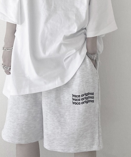 YACA(ヤーカ)の「Logo Print Sweat Half PT/ロゴプリントスウェットハーフパンツ【unisex item】(スウェットパンツ・レディース・アッシュグレー/ブラック/グレー・FREE/1/2)」の1枚目の写真