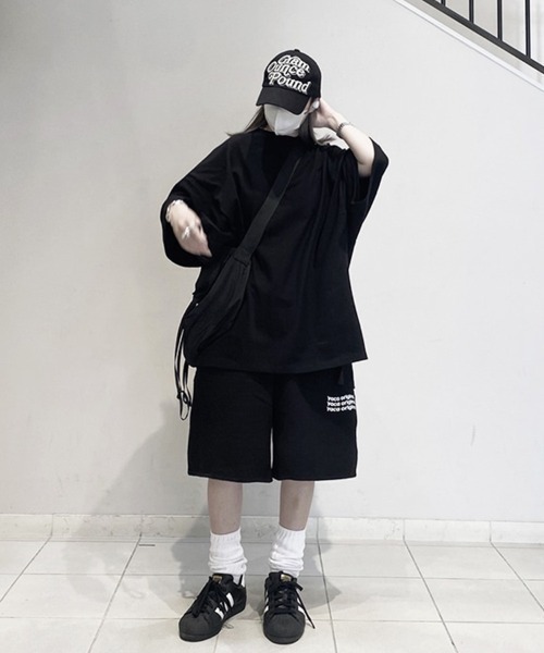 YACA(ヤーカ)の「Logo Print Sweat Half PT/ロゴプリントスウェットハーフパンツ【unisex item】(スウェットパンツ・レディース・アッシュグレー/ブラック/グレー・FREE/1/2)」の11枚目の写真