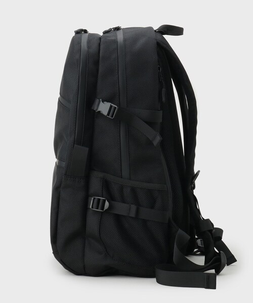 TAKEO KIKUCHI(タケオキクチ)の「【大容量/ONOFF】ラージキャパシティー バックパック(バックパック/リュック・メンズ・ネイビー/モスグリーン/ブラック・00)」の7枚目の写真