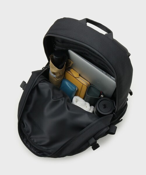 TAKEO KIKUCHI(タケオキクチ)の「【大容量/ONOFF】ラージキャパシティー バックパック(バックパック/リュック・メンズ・ネイビー/モスグリーン/ブラック・00)」の13枚目の写真