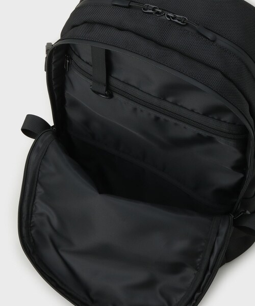 TAKEO KIKUCHI(タケオキクチ)の「【大容量/ONOFF】ラージキャパシティー バックパック(バックパック/リュック・メンズ・ネイビー/モスグリーン/ブラック・00)」の14枚目の写真