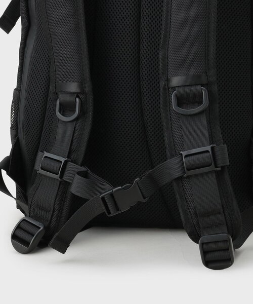 TAKEO KIKUCHI(タケオキクチ)の「【大容量/ONOFF】ラージキャパシティー バックパック(バックパック/リュック・メンズ・ネイビー/モスグリーン/ブラック・00)」の22枚目の写真