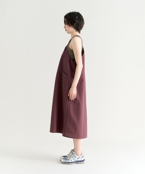 NANGA（ナンガ）の「DotAir CAMISOLE DRESS/ドットエアキャミソールドレス（ワンピース・レディース・プラム/ブラック系その他/ブルー・M/L/S）」の7枚目の写真
