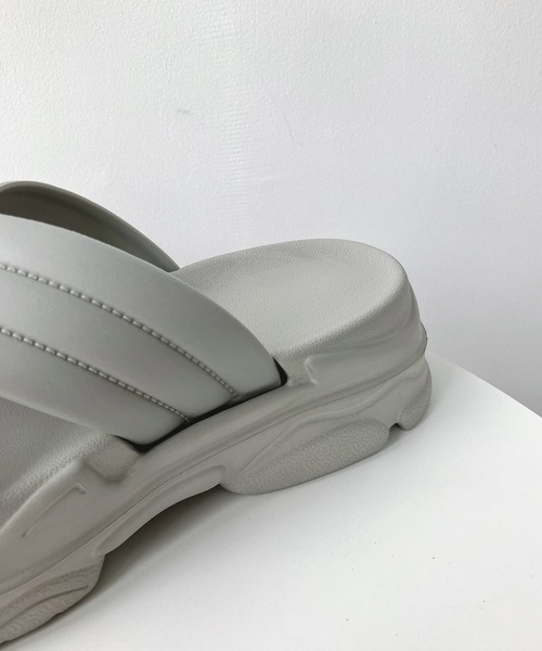 AS KNOW AS plus(アズノゥアズプラス)の「EVAクロスサンダル(サンダル・レディース・ホワイト/ブラック/グレー・M/L)」の14枚目の写真
