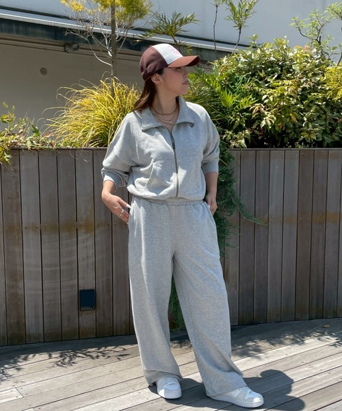 ROXY(ロキシー)の「BETWEEN NIGHT AND DA /ロキシーショート丈ジップアップスウェット(スウェット・レディース・ベージュ/グレー/ブラック・LARGE/MEDIUM)」の16枚目の写真
