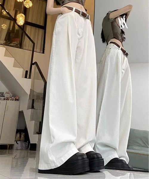 kirakiraShop(キラキラショップ)の「ハイウエスト ワイドレッグ デニムパンツ(デニムパンツ・レディース・ホワイト・S/M/L)」の6枚目の写真