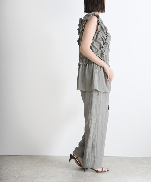 ランダムフリル チュニックジレ Eimee Law│Eimee Law & LHELBIE