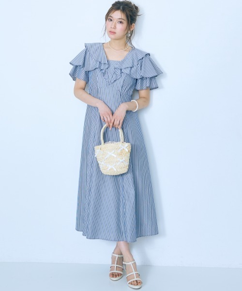 marun(マルン)の「<大きいサイズ>フリルデザインストライプワンピース marun(ワンピース・レディース・ブルー/ネイビー・4L/5L/L/LL/3L)」の2枚目の写真