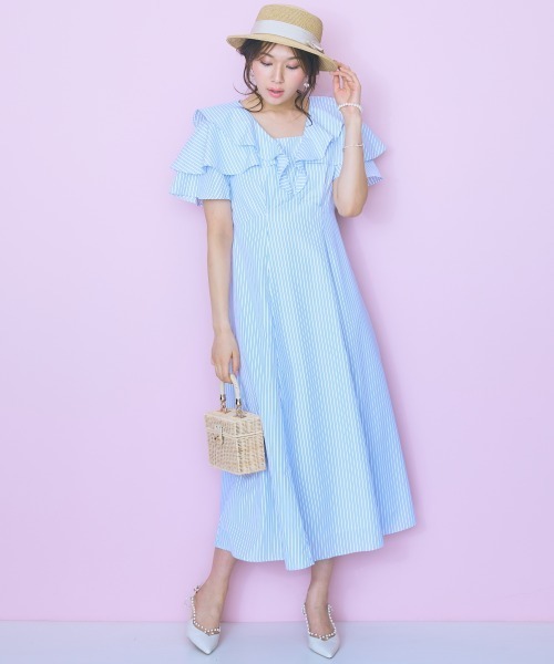marun(マルン)の「<大きいサイズ>フリルデザインストライプワンピース marun(ワンピース・レディース・ブルー/ネイビー・4L/5L/L/LL/3L)」の4枚目の写真