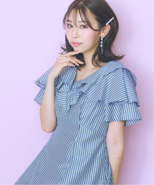 marun(マルン)の「<大きいサイズ>フリルデザインストライプワンピース marun(ワンピース・レディース・ブルー/ネイビー・4L/5L/L/LL/3L)」の21枚目の写真