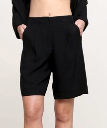 Banana Republic | ハイライズ ドレーピーツイル バミューダ ショートパンツ(その他パンツ)