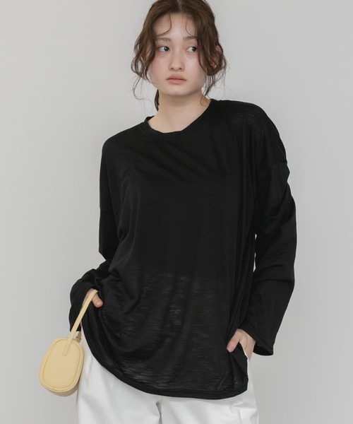 HEILIS（ヘイリス）の「オーバーサイズシアールーズカットソー/Tシャツ 長袖 春服 夏服 シアー ルーズ 透け感 韓国 ブラック ホワイト グリーン ミント ノームコア カジュアル シティガール 冷房対策 日焼け対策（Tシャツ/カットソー・レディース・オフホワイト/ブラック/グリーン・FREE）」の14枚目の写真