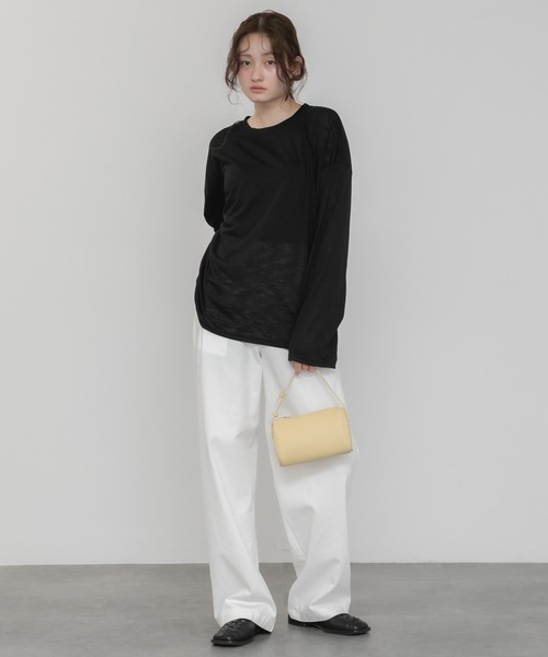 HEILIS（ヘイリス）の「オーバーサイズシアールーズカットソー/Tシャツ 長袖 春服 夏服 シアー ルーズ 透け感 韓国 ブラック ホワイト グリーン ミント ノームコア カジュアル シティガール 冷房対策 日焼け対策（Tシャツ/カットソー・レディース・オフホワイト/ブラック/グリーン・FREE）」の17枚目の写真