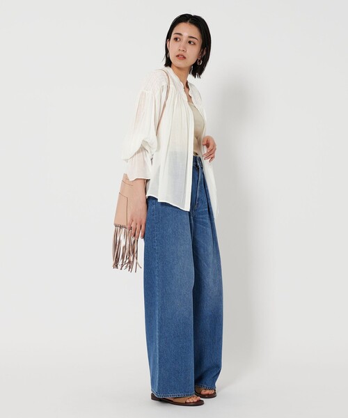 BEAUTY&YOUTH UNITED ARROWS(ビューティーアンドユースユナイテッドアローズ)の「【WEB限定】コットンレーヨン シャーリングブラウスⅡ -ウォッシャブル-(シャツ/ブラウス・レディース・ライラック/ブラック/ホワイト/ライトブルー・FREE)」の7枚目の写真