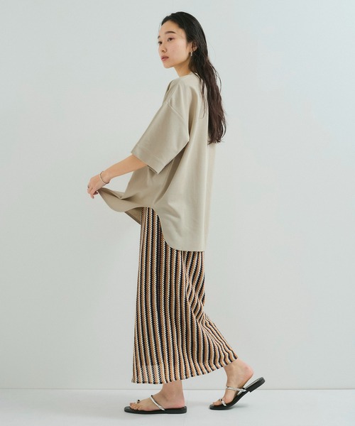 le cercle ADAM ET ROPE'(ルセルクルアダムエロペ)の「【UVケア/接触冷感】ビッグTシャツ(Tシャツ/カットソー・レディース・サックスブルー/グリーン系その他/ベージュ系その他/チャコールグレー・FREE)」の10枚目の写真