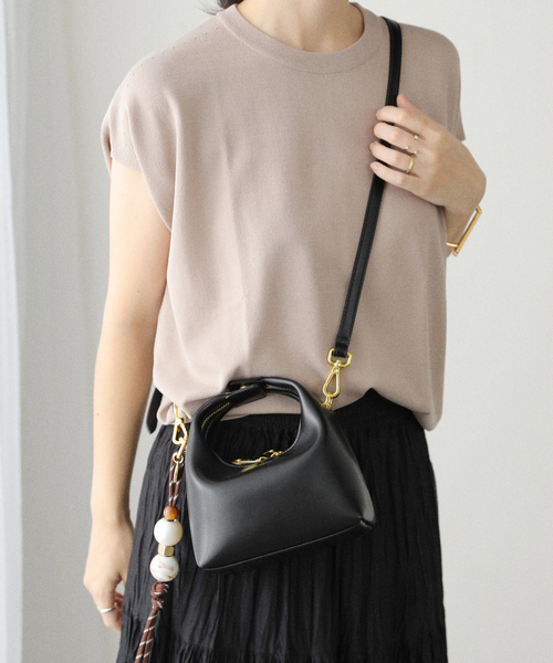 La TOTALITE(ラトータリテ)の「【SINBONO/シンボノ】Vienna Top HandleCrossbody Bag(ショルダーバッグ・レディース・グリーン/シルバー/ブラック/アイボリー・FREE)」の3枚目の写真