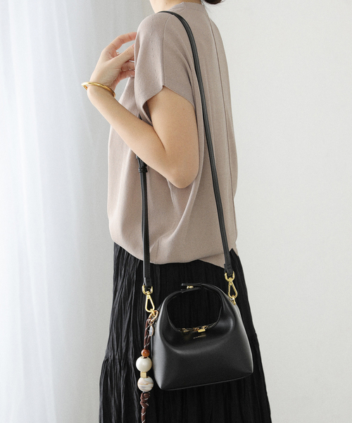 La TOTALITE(ラトータリテ)の「【SINBONO/シンボノ】Vienna Top HandleCrossbody Bag(ショルダーバッグ・レディース・グリーン/シルバー/ブラック/アイボリー・FREE)」の7枚目の写真