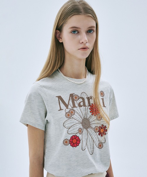 Mardi Mercredi(マルディメクルディ)の「SLIM TSHIRT FLOWERMARDI BLOSSOM / スリム Tシャツ フラワーマルディ ブロッサム(Tシャツ/カットソー・レディース・ベージュ系その他2/オートミール/ネイビー/クリーム/グレー・FREE)」の9枚目の写真
