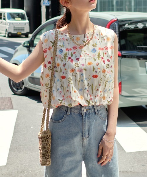 BONTON 花柄　トップス　ノースリーブシャツ