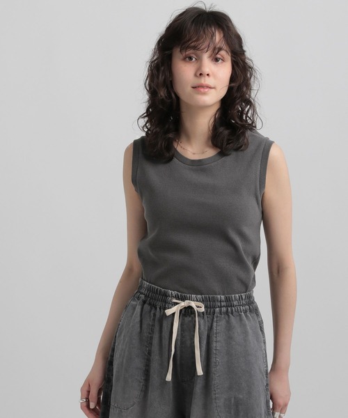 GEORGE'S(ジョージズ)の「ピグメントタンクトップ(タンクトップ・レディース・オフホワイト/チャコールグレー/ブラウン・MEDIUM/SMALL)」の9枚目の写真