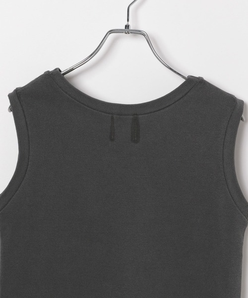 GEORGE'S(ジョージズ)の「ピグメントタンクトップ(タンクトップ・レディース・オフホワイト/チャコールグレー/ブラウン・MEDIUM/SMALL)」の22枚目の写真