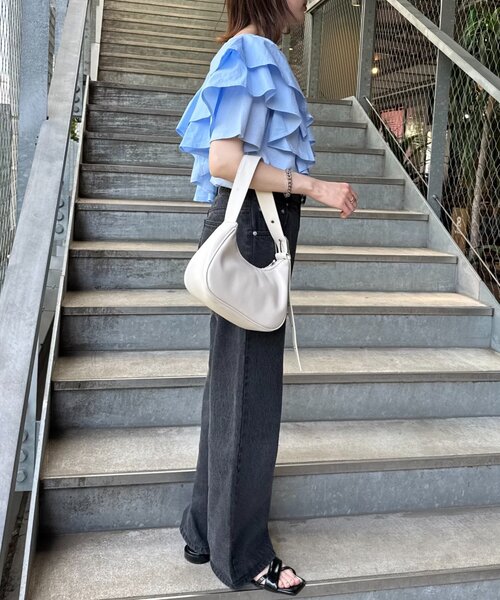新品❗CIAOPANIC アシンメトリー カットソー ロンT シャツ フリル 黒 セール】【二の腕カバー】アシメフリルデザインカットソー（T