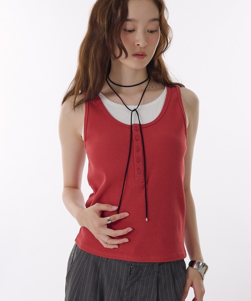 layered like tank top with built-in cups / カップ付き