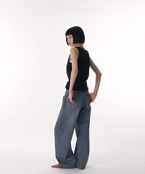 MUHET（ミュエータ）の「layered like tank top with built-in cups / カップ付きレイヤード風タンクトップ（タンクトップ・レディース・ネイビー/ブラック/杢グレー/ライトブルー/ブラウン/レッド・FREE）」の12枚目の写真