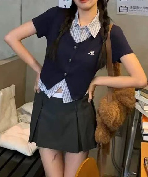 Chiina（チーナ）の「Chiina / ストライプシャツレイヤードカーディガン（カーディガン/ボレロ・レディース・グレー/ホワイト/ネイビー・FREE）」の7枚目の写真