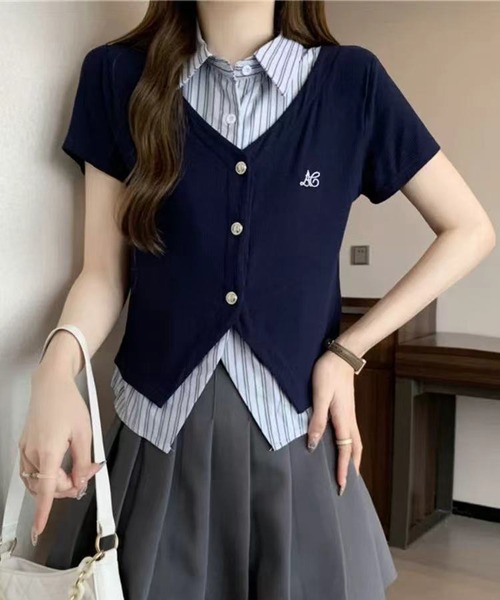 Chiina（チーナ）の「Chiina / ストライプシャツレイヤードカーディガン（カーディガン/ボレロ・レディース・グレー/ホワイト/ネイビー・FREE）」の10枚目の写真