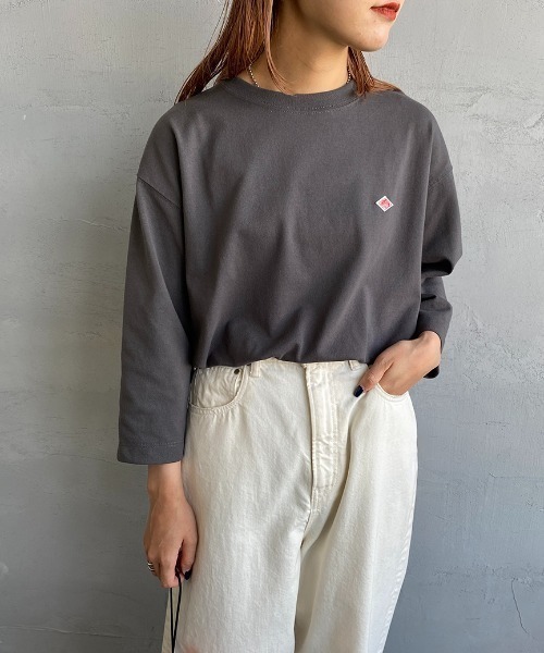 DANTON（ダントン）の「[DANTON/ダントン] ワンポイントロゴ クルーネック7分袖Tシャツ（Tシャツ/カットソー・レディース・アイボリー/ブラック/ホワイト/チャコール/ダークブラウン・S）」の4枚目の写真