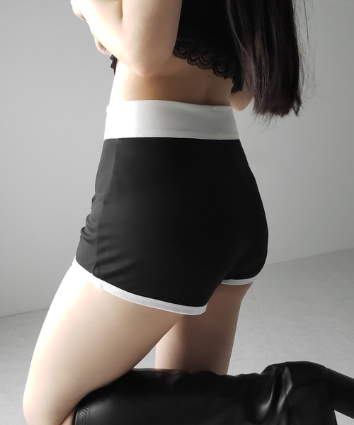 me+em select(ミームセレクト)の「※※【 2color /2size 】バイカラーマイクロミニスパンショートパンツ / bicolor micro mini span short pants(その他パンツ・レディース・ホワイト/ブラック・SMALL/MEDIUM)」の10枚目の写真