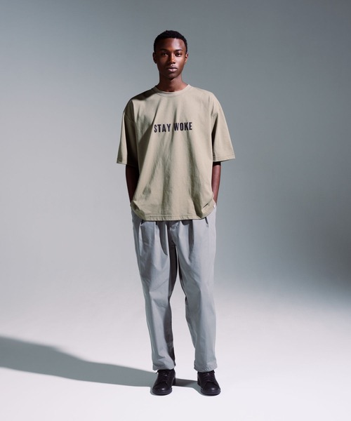 NUMERALS(ヌメラルズ)の「【NUMERALS】メッセージロゴTEE(Tシャツ/カットソー・メンズ・カーキ/ブラック/オフホワイト・MEDIUM/LARGE)」の22枚目の写真