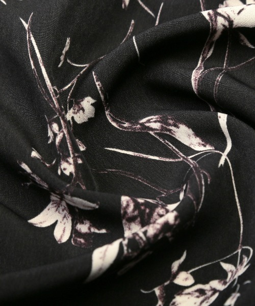 LUXSTYLE(ラグスタイル)の「花柄オープンカラー半袖シャツ(シャツ/ブラウス・メンズ・ホワイト/ブラック・L/M)」の20枚目の写真