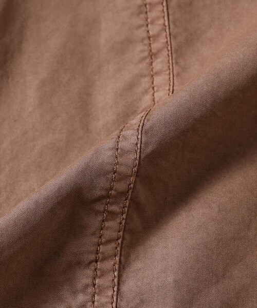 Ray BEAMS（レイビームス）の「スタンドカラー ジップ ベスト［手洗い可］（ベスト・レディース・ダークブラウン/ベージュ・ONE SIZE）」の20枚目の写真