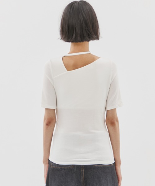 STUDIOUS(ステュディオス)の「【determ/デターム】別注NECK STRAP TOPS/ネックストラップトップス/カットソー(Tシャツ/カットソー・レディース・ブラック/ホワイト・2/0)」の8枚目の写真