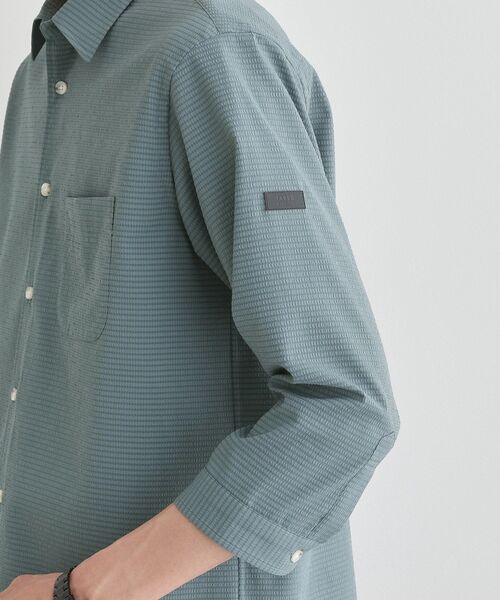 TAKEO KIKUCHI（タケオキクチ）の「【COOL CITY WEAR】DotAir（R）サッカー シャツ（シャツ/ブラウス・メンズ・ネイビー/ブラウン系その他/ブルー・02/03/04）」の11枚目の写真