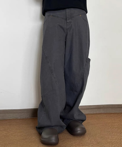 TOBEE(トゥビー)の「【TOBEE】ワイド バギー デニムパンツ(デニムパンツ・メンズ・カーキ/グレー・X-LARGE/LARGE/MEDIUM/SMALL)」の1枚目の写真