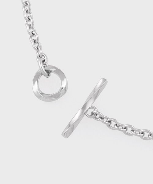 Twist with Quote” ブレスレット【250907 240】（ブレスレット