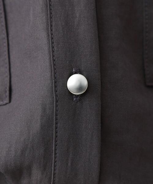 THE SHOP TK （ザ ショップ ティーケー ）の「【通勤にもデイリーにも】ダブルポケットスキッパーシャツ/洗濯機OK（シャツ/ブラウス・レディース・カーキ/アイボリー/ベージュ/スミクロ・13/12）」の22枚目の写真