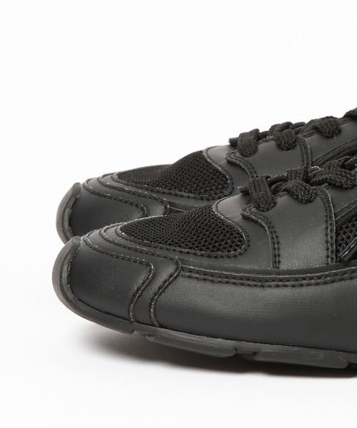 LOWRYS FARM（ローリーズファーム）の「インヒールスニーカー　578723（スニーカー・レディース・ブラック/ライトグレー/ブラウン・MEDIUM/LARGE）」の13枚目の写真