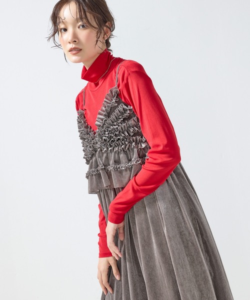 en CAnAF(エンカナフ)の「【重ねるだけでコーデが華やぐ】ベロアメッシュ ボリュームフリル キャミワンピース(ワンピース・レディース・イエロー/ブラック/グレー・M)」の4枚目の写真