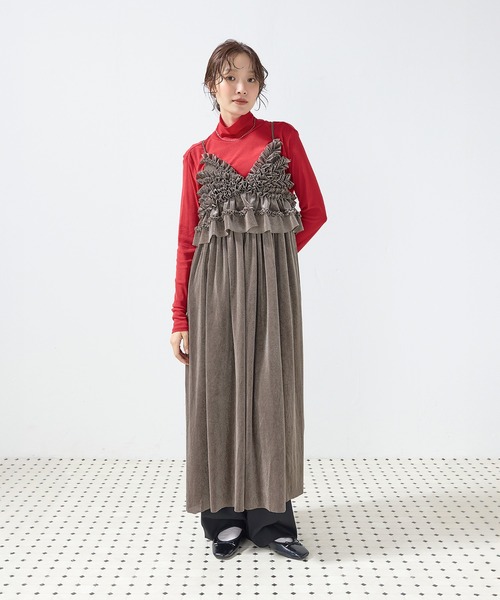 en CAnAF(エンカナフ)の「【重ねるだけでコーデが華やぐ】ベロアメッシュ ボリュームフリル キャミワンピース(ワンピース・レディース・イエロー/ブラック/グレー・M)」の11枚目の写真