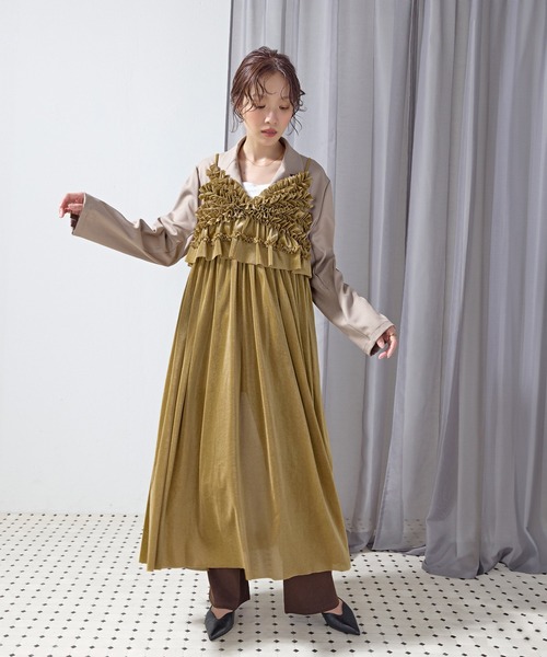 en CAnAF(エンカナフ)の「【重ねるだけでコーデが華やぐ】ベロアメッシュ ボリュームフリル キャミワンピース(ワンピース・レディース・イエロー/ブラック/グレー・M)」の19枚目の写真