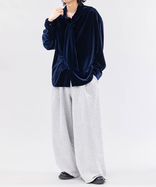 JOHN'S CLOSET（ジョンズクローゼット）の「【a】JOHN’S CLOSET別注 〔NAIVE MAGIC〕タイ付き ルーズサイズ ベロアシャツ（シャツ/ブラウス・メンズ・ブラック/パープル/ネイビー・MEDIUM/LARGE）」の11枚目の写真