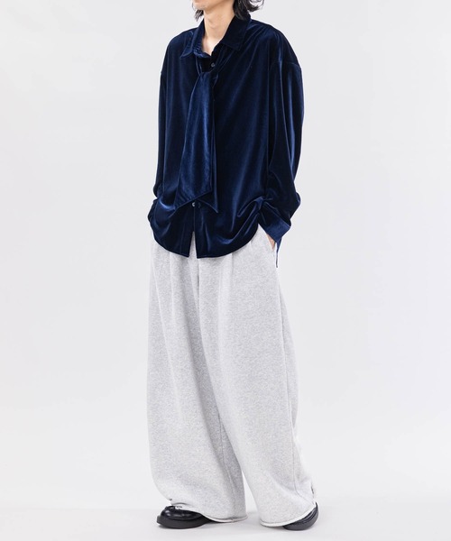 JOHN'S CLOSET（ジョンズクローゼット）の「【a】JOHN’S CLOSET別注 〔NAIVE MAGIC〕タイ付き ルーズサイズ ベロアシャツ（シャツ/ブラウス・メンズ・ブラック/パープル/ネイビー・MEDIUM/LARGE）」の12枚目の写真